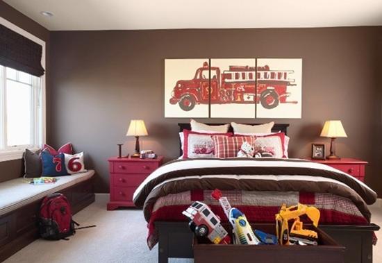 Decorating_with_Red_Color_on_Accessories_7